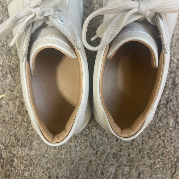 Beautiful White all leather Christian Louboutin sneakers - Picture 3 of 10